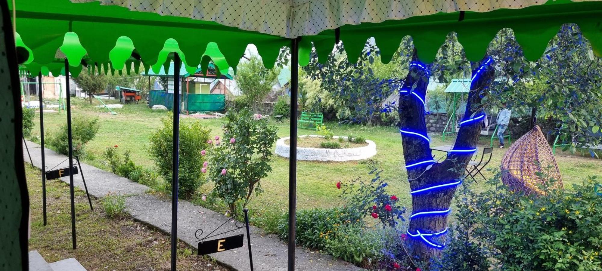Himalayan Riverside Swiss Cottage Tents, Manali Esterno foto